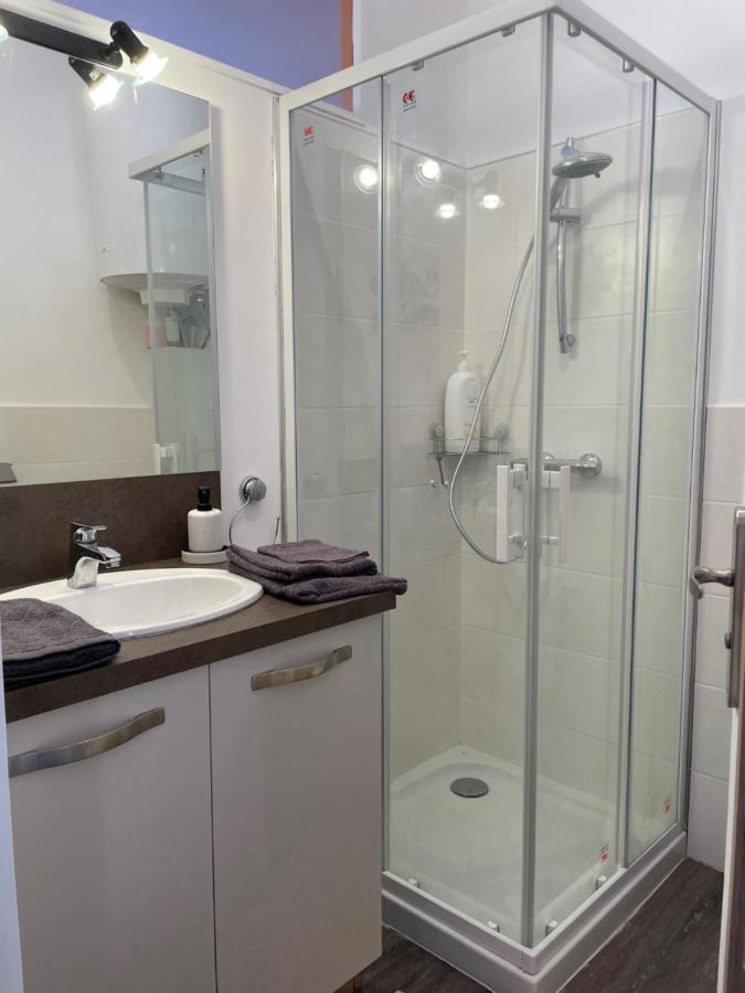 Millau Superbe Studio 35M2 Centre Ville Calme Et Ajoure Ngoại thất bức ảnh